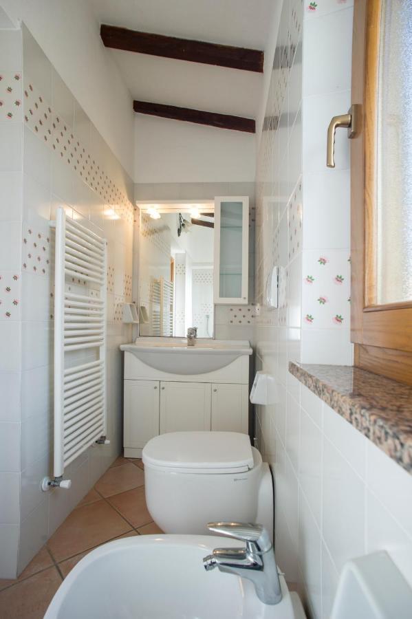 Appartamento In Via Del Mare A Procchio ปรอคคีโอ ภายนอก รูปภาพ